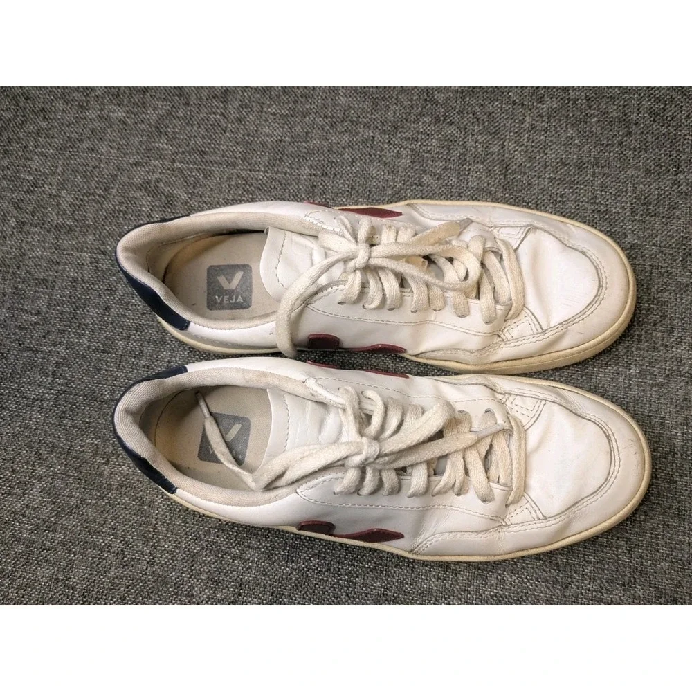 VEJA V-12 Leather Shoes White / Red Marsala Nautico Men's Size 8.5 Sneakers